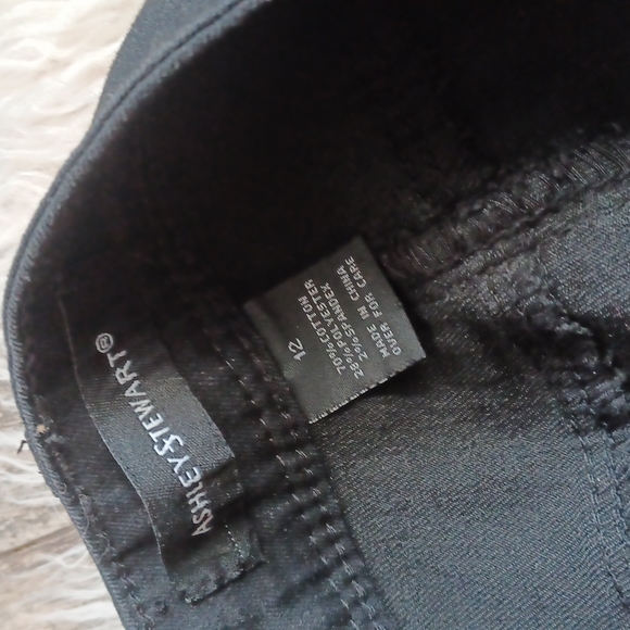 Sparkly sequined jeans - Picture 10 of 16